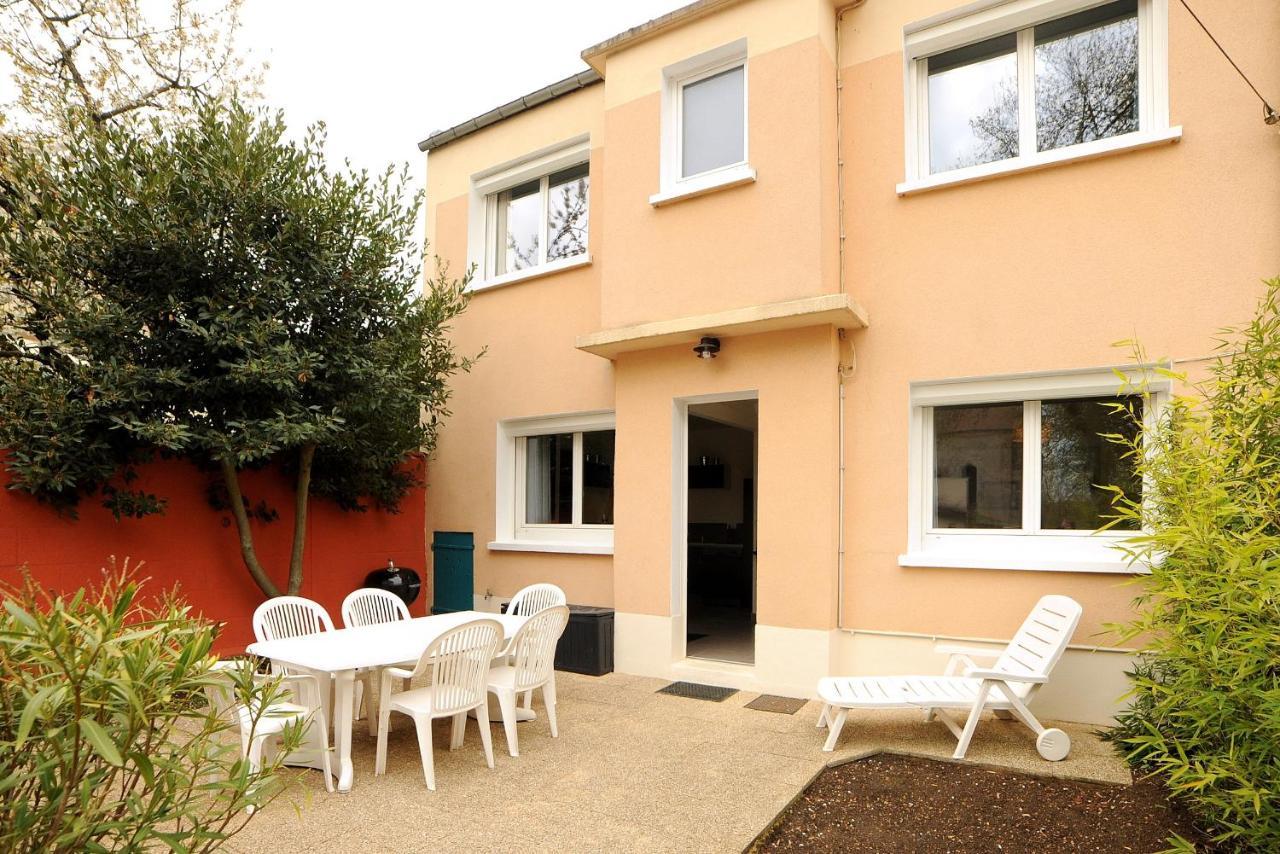 Villa Le Saint Brice à Chartres Extérieur photo