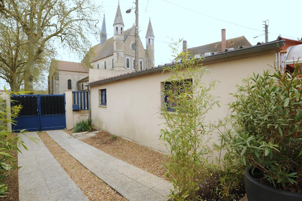 Villa Le Saint Brice à Chartres Extérieur photo